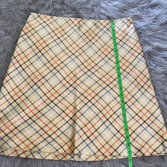 Vineyard Vines Silk Skirt - Picture 2 of 8